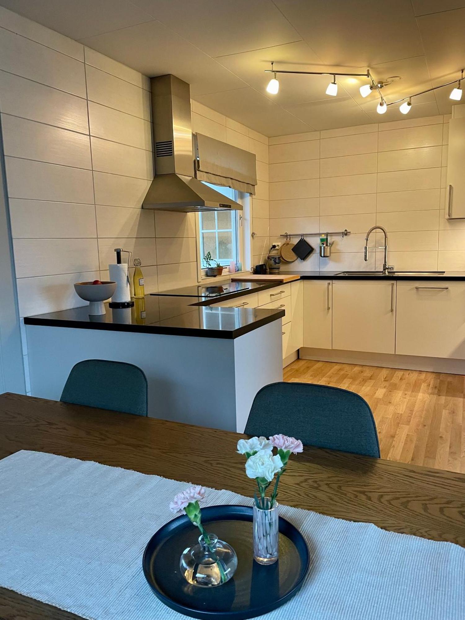 Ferienwohnung Penthouse With Panorama View And Great Location! Tromsø Exterior foto